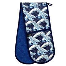 The British Museum Great Wave Double Oven Gloves