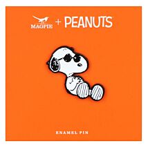 Peanuts Slacker Snoopy Pin Badge