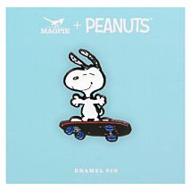 Peanuts Skateboard Snoopy Pin Badge