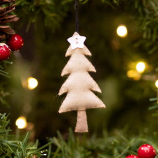Small Cream Felt Tree with Star Hanging Decoration