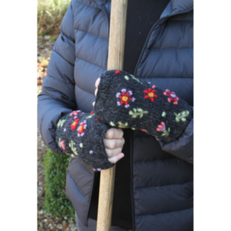 Lugano Charcoal Fingerless Gloves