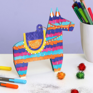 Parade ‘Fiesta Pinata’ Fold-Out Birthday Card