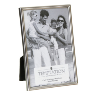Silver-Plated Narrow Ribbed Edge Frame 4x6