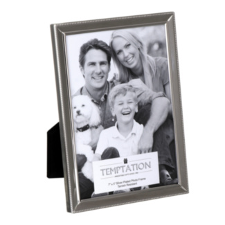 Silver-Plated Narrow Dotted Edge Photo Frame 5x7
