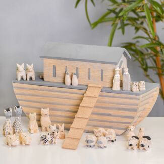 Natural Large Noah’s Ark Set