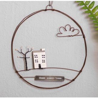 ‘Home Sweet Home’ Hanging Metal Wreath