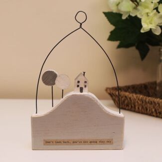 ‘Don’t Look Back’ Hill House Wooden Scene