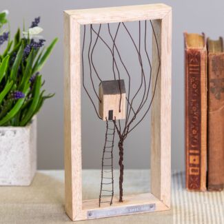 ‘Next Door’ Wire Tree Frame