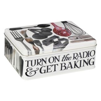 Making & Baking Deep Rectangular Tin