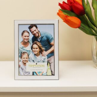 White Edged Photo Frame 7x5 