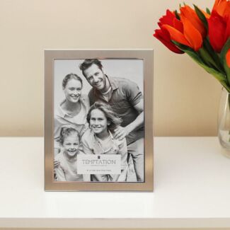 Silver Edged Photo Frame 8x6
