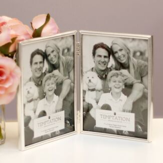 Silver-Plated Narrow Ribbed Double Frame 7x5