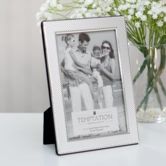 Silver-Plated Thick Bobbled Edge Frame 6x4
