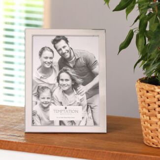 Silver Edged Photo Frame 6x8